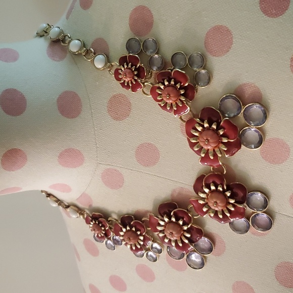 Talbots Red Floral Flower Statement Necklace - Picture 3 of 5